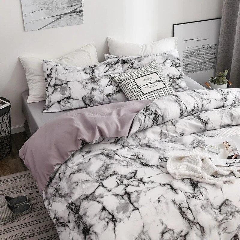 Jogo de Cama Marble Dreams - Edredom + Fronhas /  Deixe seu quarto parecer com um palácio com o jogo de cama Marble Dreams